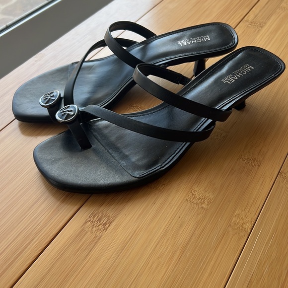 Michael Michael kors black toe ring heel sandals size 7.5US - Picture 4 of 7